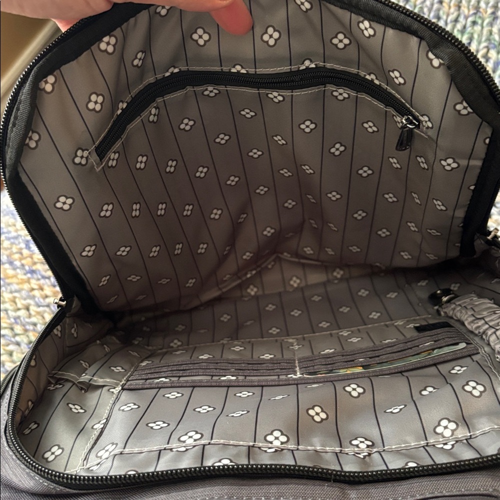 LUG - Ranger XL 2 Duffel Bag - Picture 9 of 11